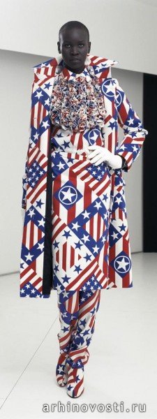 Выставка Виктора и Рольфа(Viktor & Rolf). Великобритания.