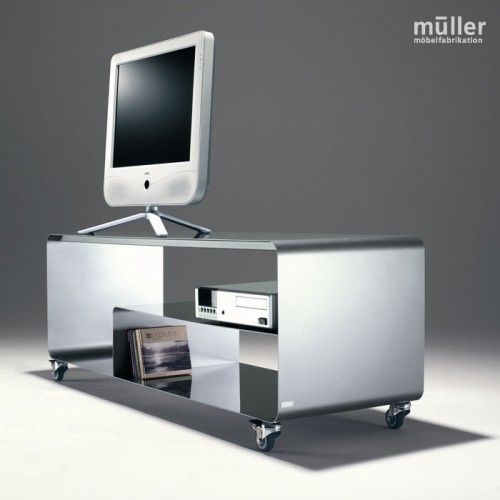 Цветная сталь в доме от Müller Möbelfabrikation. Аугбург, Германия.