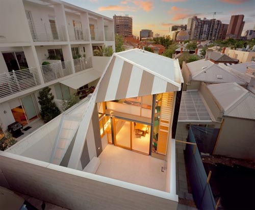 Eyelid-дом от компании Фиона Винзар(Fiona Winzar Architects). Лондон, Англия.