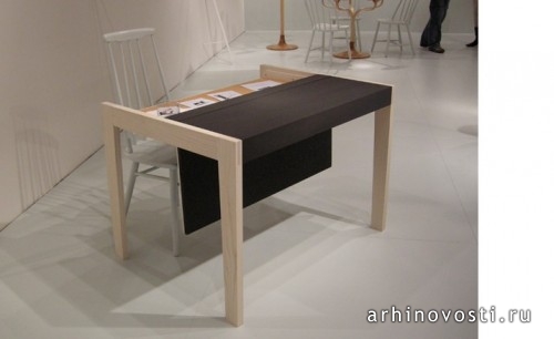 Стол-парта (Desk), автор Бобби Петерсен (Bobby Petersen), ХДК Стенебай (HDK Steneby).