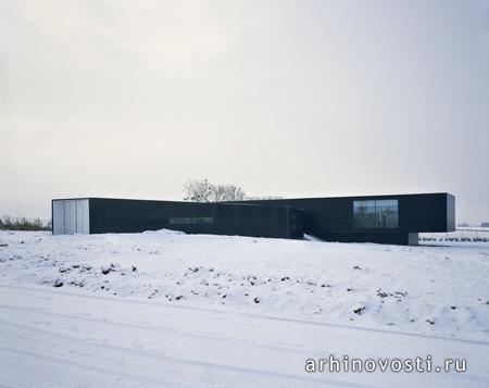 ЛАН Аркитекче (LAN Architecture) построили новый офис для Маршезини (Marchesini). Париж, Франция.