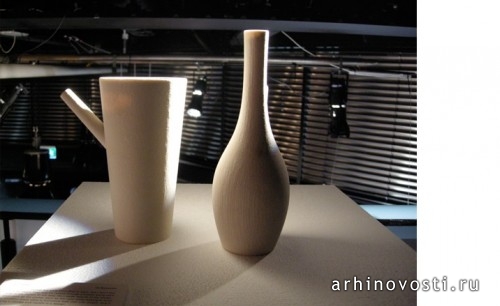 Кувшин и ваза (Jug and vase), автор Джин Курамото (Jin Kuramoto), показ 100%, отель Нордик Лайт (Nordic Light Hotel).