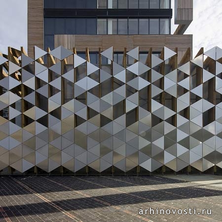 Сара Вигглсворс Аркитектс (Sarah Wigglesworth Architects) закончили работу над проектом велосипедного магазина. Лондон, Англия.