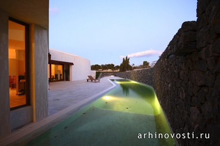 Новый жилой дом от Энесис Аркитектура (Eneseis Arquitectura).