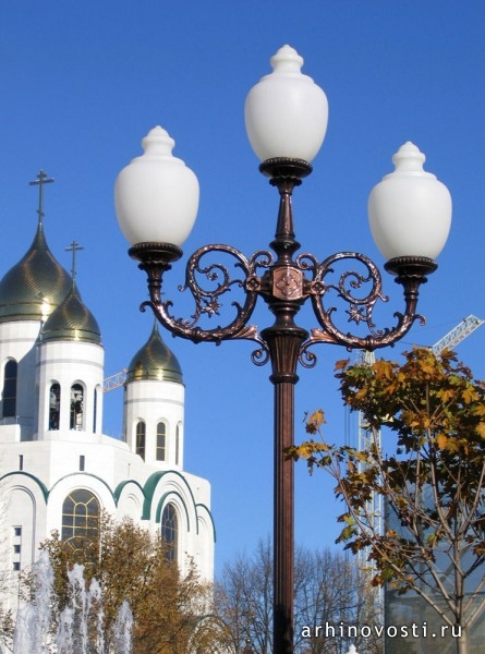 Калининград. Храм на центральной площади.