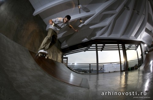 Атаназия Псараки (Athanasia Psaraki), жилой дом для скейтбордиста.