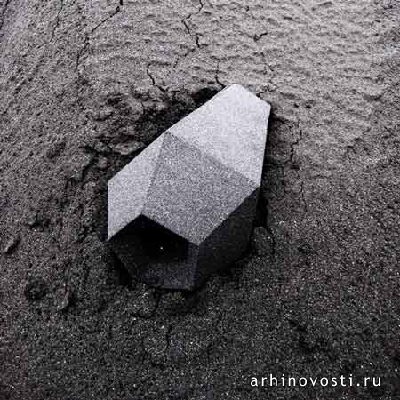 Вазы из вулканического песка. Рейкьявик, Исландия.