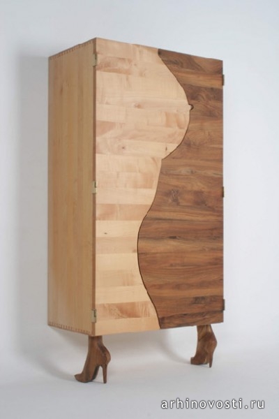 Марио Филиппона (Mario Philippona), Сексуальная мебель (Sexy Furniture).