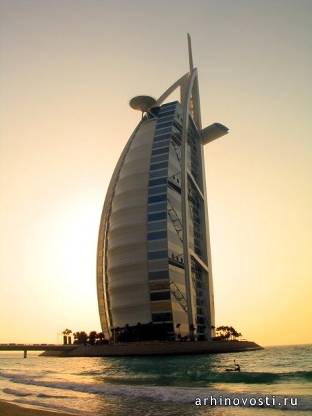 Бурдж Аль Араб (Burj Al Arab).