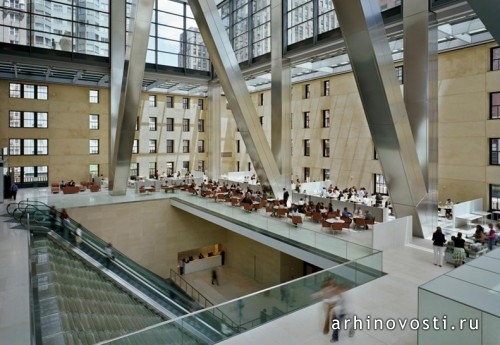 Фостер и Партнеры (Foster + Partners).