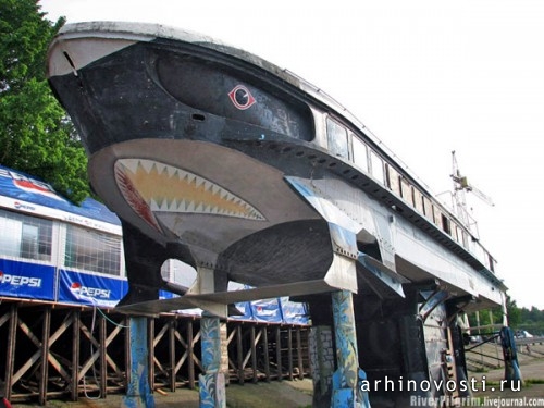 Бар Акула (Shark Bar), Пермь, Россия.