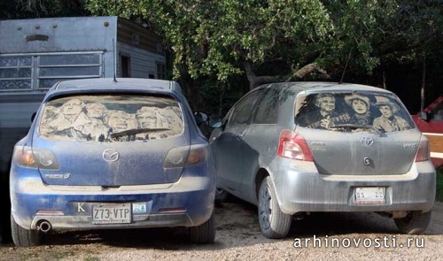 002_bothcars