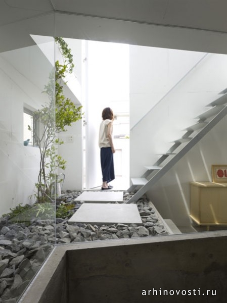 Саппоуз Дизайн Офис (Suppose Design Office), интерьер жилого дома, Нагойя, Япония.