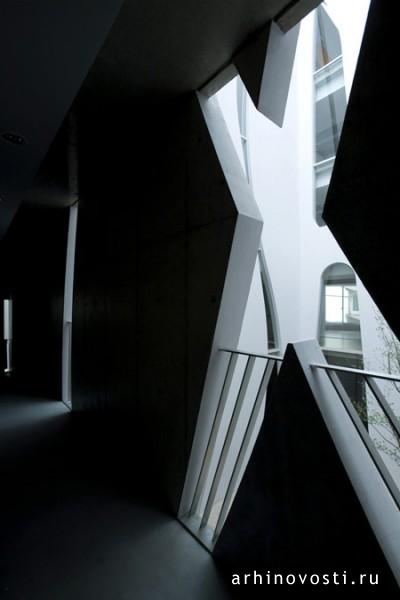 Истерн Дизайн Офис (EASTERN design office), 15-квартирный жилой дом, Киото, Япония.