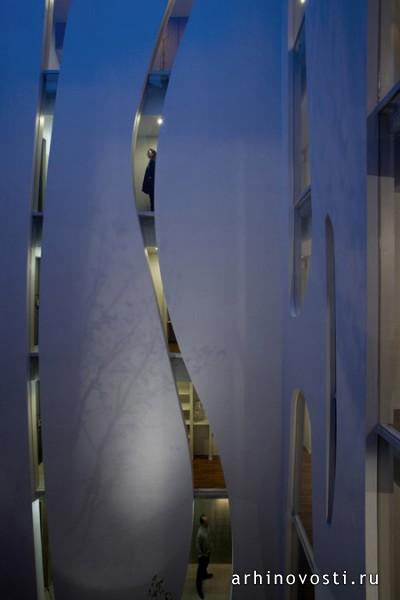 Истерн Дизайн Офис (EASTERN design office), 15-квартирный жилой дом, Киото, Япония.