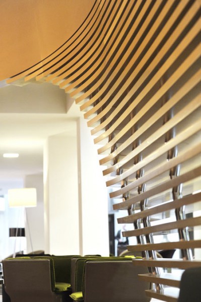 Дизайн интерьера для пятизвездочного отеля Софитель Лион Беллекёр (Sofitel Lyon Bellecour), автор проекта Патрик Норге (Patrick Norguet).