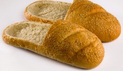 Р энд Е Праспалиаускас (R&E Praspaliauskas), хлебная обувь (Bread Shoes).