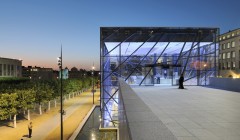 А2АрСи Аркитектс (A2RC Architects), вход в Брюссельский центр встреч (Brussels Meeting Centre), SQUARE.А2АрСи Аркитектс (A2RC Architects), вход в Брюссельский центр встреч (Brussels Meeting Centre), SQUARE.