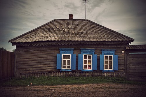 Сибирские деревянные дома. Иркутская область, Россия. Сибирские деревянные дома. Иркутская область, Россия.