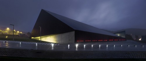 БТЕК (BTEK), международный центр технологий, проект архитектурного бюро ЭйСиИксТи (ACXT).