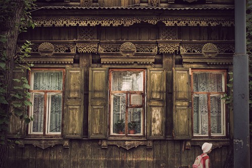 Сибирские деревянные дома. Иркутская область, Россия.
