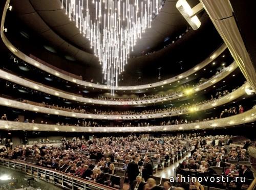 Новое здание оперы (Winspear Opera House) в Далласе, совместный проект Фостер + Партнерс (Foster + Partners) и ОМА (OMA).