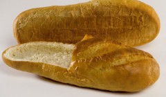Р энд Е Праспалиаускас (R&E Praspaliauskas), хлебная обувь (Bread Shoes).