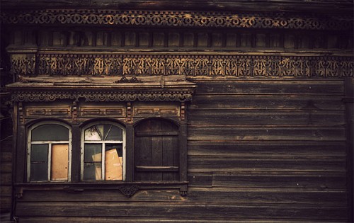 Сибирские деревянные дома. Иркутская область, Россия.