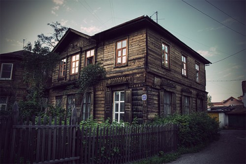 Сибирские деревянные дома. Иркутская область, Россия.