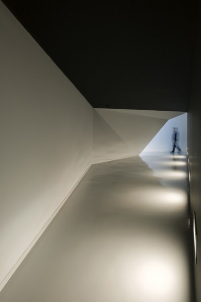 БТЕК (BTEK), международный центр технологий, проект архитектурного бюро ЭйСиИксТи (ACXT).