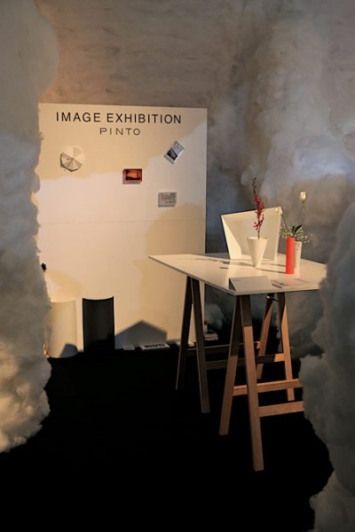 Недели Дизайна в Токио (Tokyo Designers Week 09), инсталляция Макото Танижири (Makoto Tanijiri).