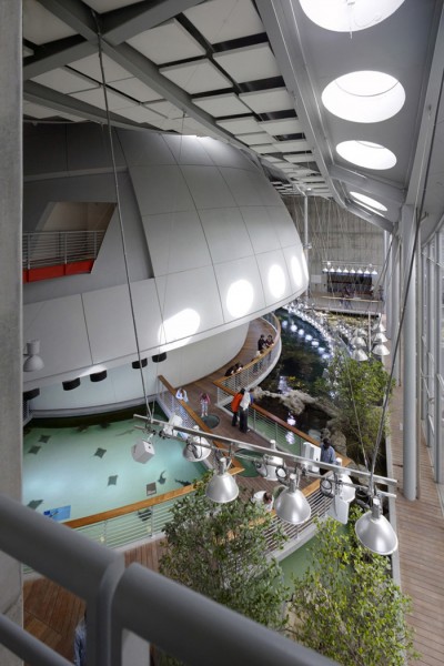 Новое здание Калифорнийской Академии Наук (California Academy of Sciences), архитектор Ренцо Пьяно (Renzo Piano), Сан Франциско, Америка.