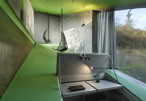 Проект студии Щепка Аркитекти (Sepka Architekti), жилой дом на склоне холма.