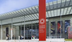 Новое здание Калифорнийской Академии Наук (California Academy of Sciences), архитектор Ренцо Пьяно (Renzo Piano), Сан Франциско, Америка.