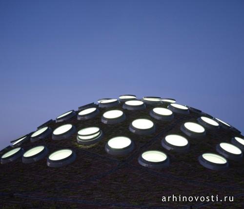 Новое здание Калифорнийской Академии Наук (California Academy of Sciences), архитектор Ренцо Пьяно (Renzo Piano), Сан Франциско, Америка.