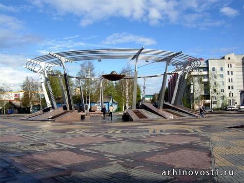 Памятник "Летающая тарелка", Ханты-Мансийск