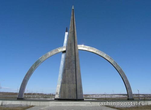 Монументально-декоративная композиция "66 параллель", г. Салехард