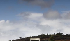 Часовня Святой Колумбины (Sta Columbina Chapel), автор проекта Луис Феррейра Родригез (Luis Ferreira Rodrigues), Португалия.