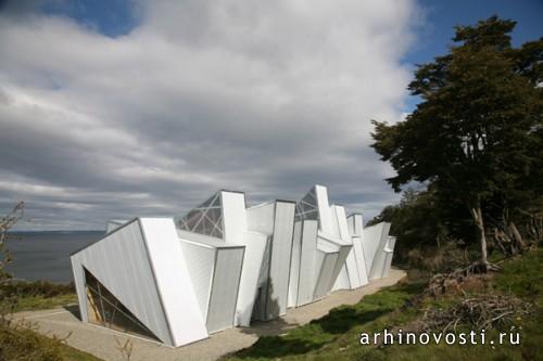 Завод по производству минеральной воды (Aonni Mineral Water Plant), проект бюро Бебин энд Сэкстон (Bebin & Saxton), Чили.