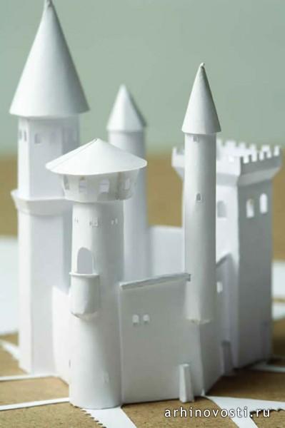 Произведение искусства из бумаги, Петер Каллесен (Peter Callesen).