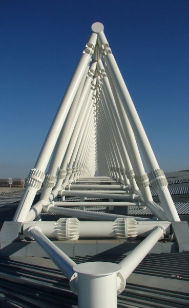 Достроен Питер Мокаба Стэдиум (Peter Mokaba Stadium) — стадиона в городе Полокване, ЮАР.