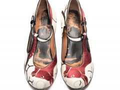 Инсталляция "Наиболее любопытно" (Most Curious), Лондон, Англия. Инсталляция "Наиболее любопытно" (Most Curious), Лондон, Англия.