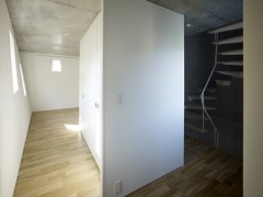 Проект Масаширо Киношита (Masahiro Kinoshita), жилой дом "Обсерватория Химейи" (Himeji Observatory House), Химейи, Япония.
