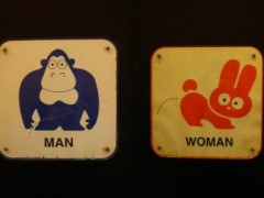 Туалетные таблички со всего света. Ресторан в Сеуле, Южная Корея.