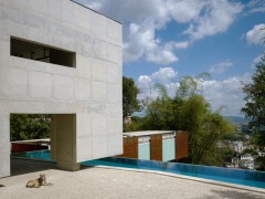 Жилой дом, проект SPBR Arquitetos (СПБР Аркитетос), Санта-Тереза, Бразилия.