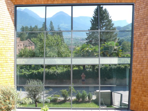 Жилой дом, проект бюро Аркитект Стефен Ангер (Architekt Stephen Unger), Мерано, Италия. Жилой дом, проект бюро Аркитект Стефен Ангер (Architekt Stephen Unger), Мерано, Италия.