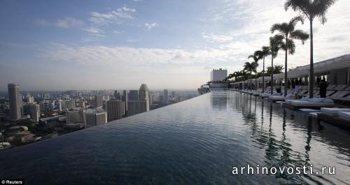 Отель Марина Бэй Сэндз (Marina Bay Sands), проект Моше Сафди (Moshe Safdie), Сингапур.