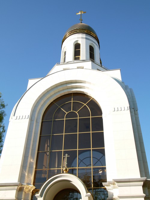 Часовня Петра и Феврония, проект ООО «Студия архитектуры», главный архитектор Копылов Олег Вадимович, заказчик и застройщик проекта ООО "Мегаполис", Калининград, Россия. Часовня Петра и Феврония, проект ООО «Студия архитектуры», главный архитектор Копылов Олег Вадимович, заказчик и застройщик проекта ООО "Мегаполис", Калининград, Россия.