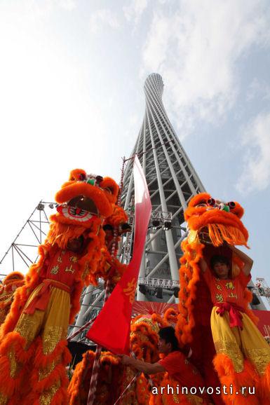 ТВ башня в Гуанчжоу (Guangzhou TV & Sightseeing Tower), проект "Информейшн Бэйзд Аркитекче (Information Based Architecture / IBA), Китай.