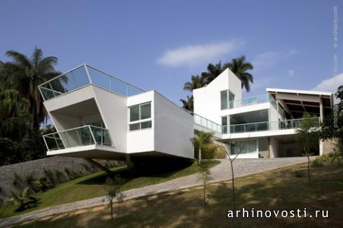 Жилой дом, проект бюро João Diniz Arquitetura Ltda, Пампульха, Бразилия.